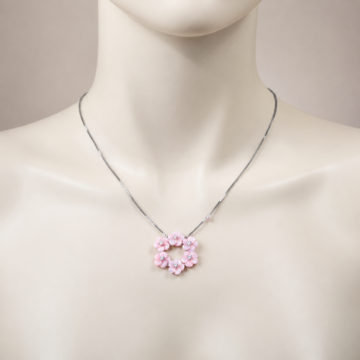 BLOSSOM ELEGANCE SILVER PENDENT