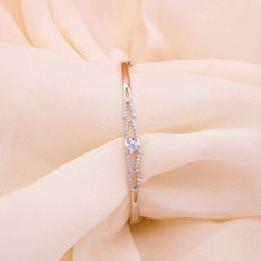 RADIANT ELEGANCE DIAMOND CUFF