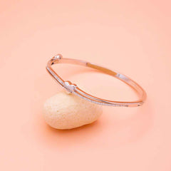 WAVEAY HEART CUFF BRACELET