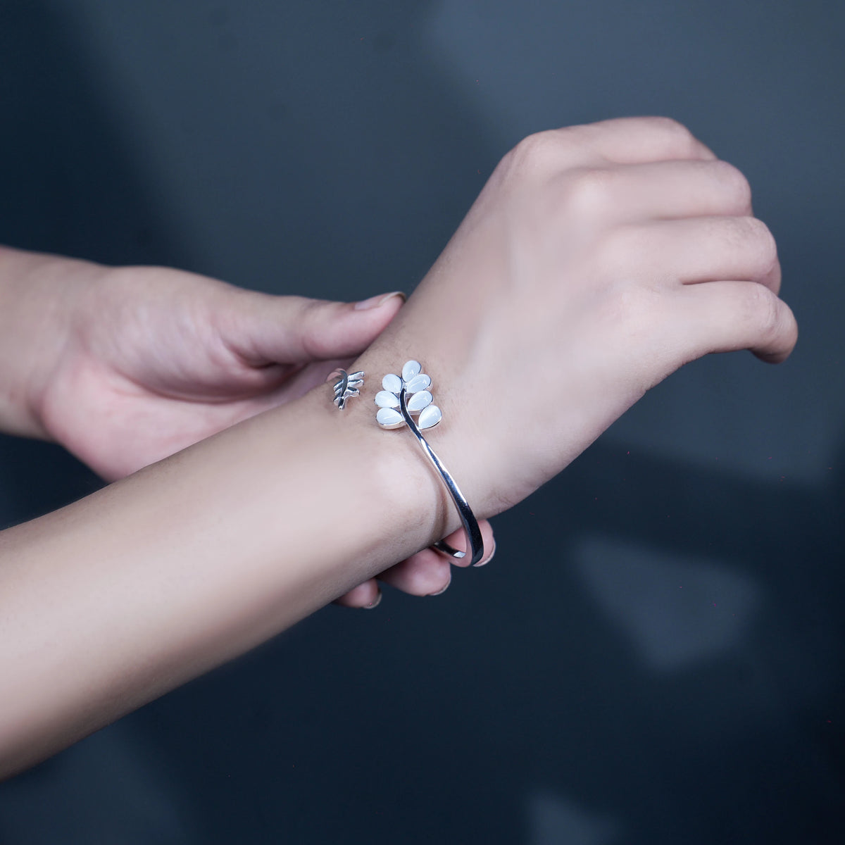 Silver Petal Cuff kada