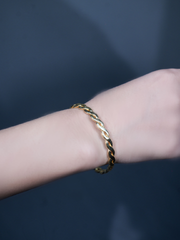 Luxe Silver Gold Plated Handcrafted Cuff(FREE SIZE)