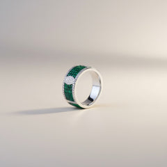 Vivid Harmony Silver Band Ring (Free Size)