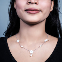 Pearl Blossom silver Necklace